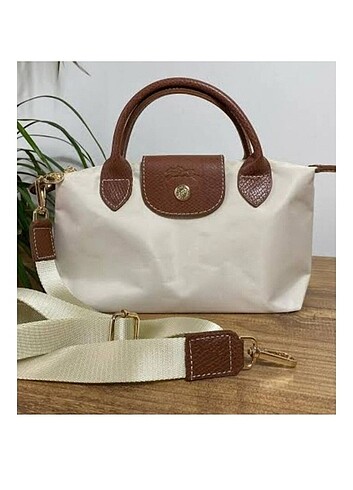 Longchamp askılı çanta 