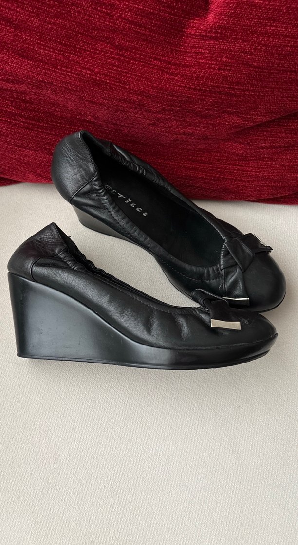 Tokalı Siyah Dolgu Topuk Kadın Ayakkabı - Görsel 3