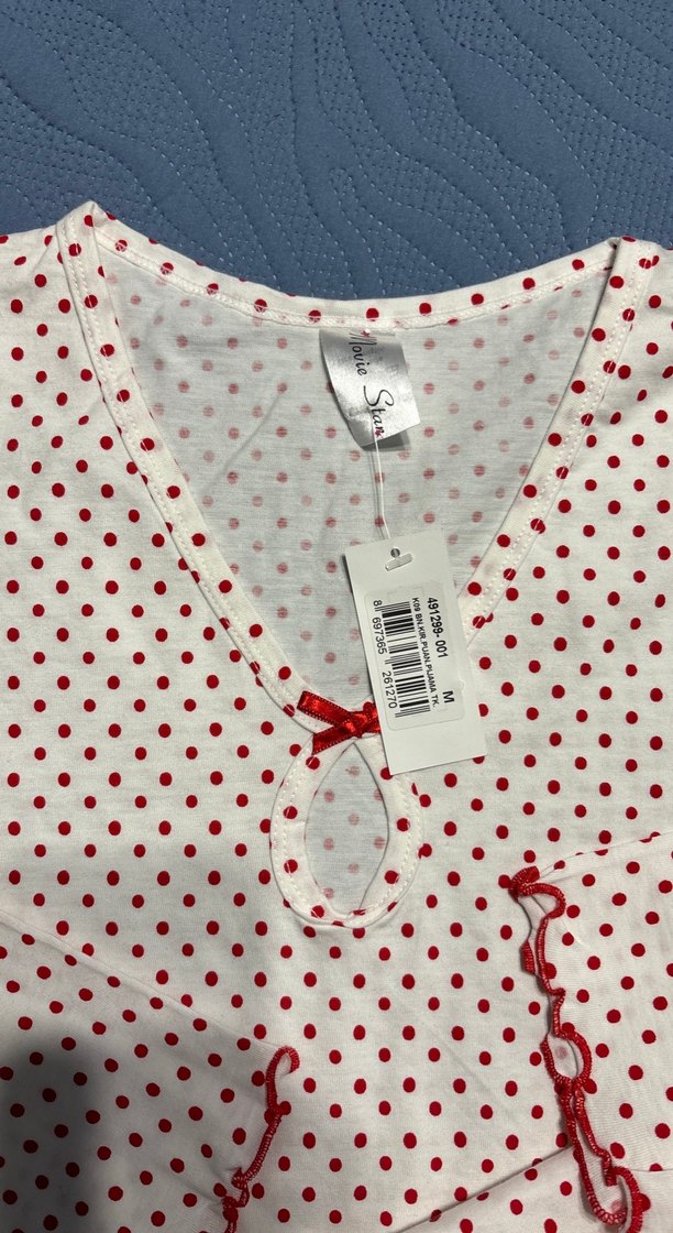 Uzun Kollu Kırmızı Puantiyeli kadın Pijama - Görsel 2