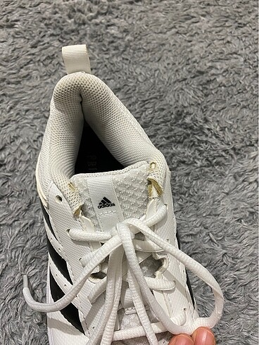 36 Beden Adidas spor ayakkabı