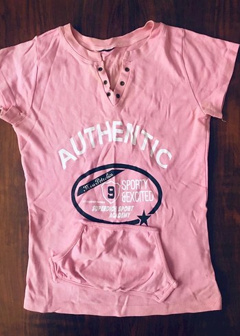 Kızlar için düğmeli pembe V yakalı tişört - Görsel 2