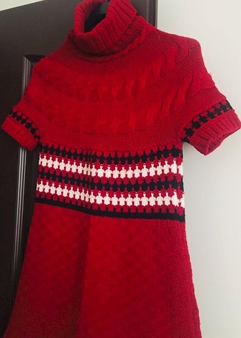 Kısa Kollu Kırmızı Örgü Boğazlı Kazak - Görsel 3