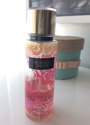 m Beden victoria secret temptation lace