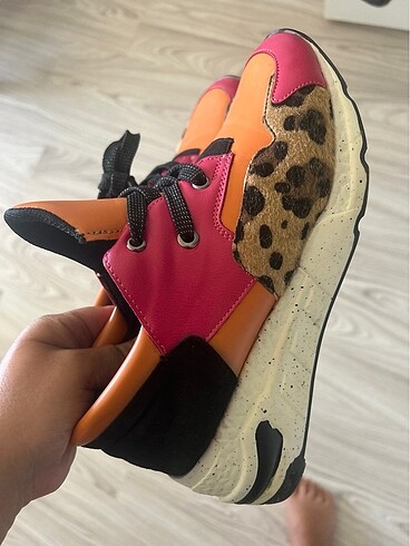 Twist #twist #renklileoparturuncupembe. #orjinal #sporayakkabı