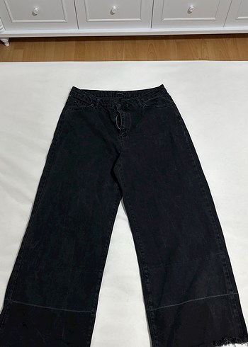 Trendyol & Milla Siyah Loose Fit Midi Kadın Jean