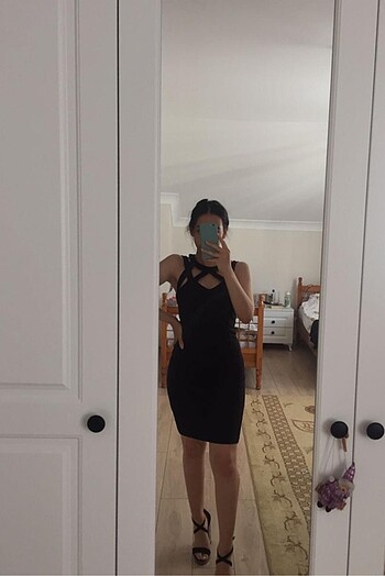 36 Beden Siyah kısa abiye elbise