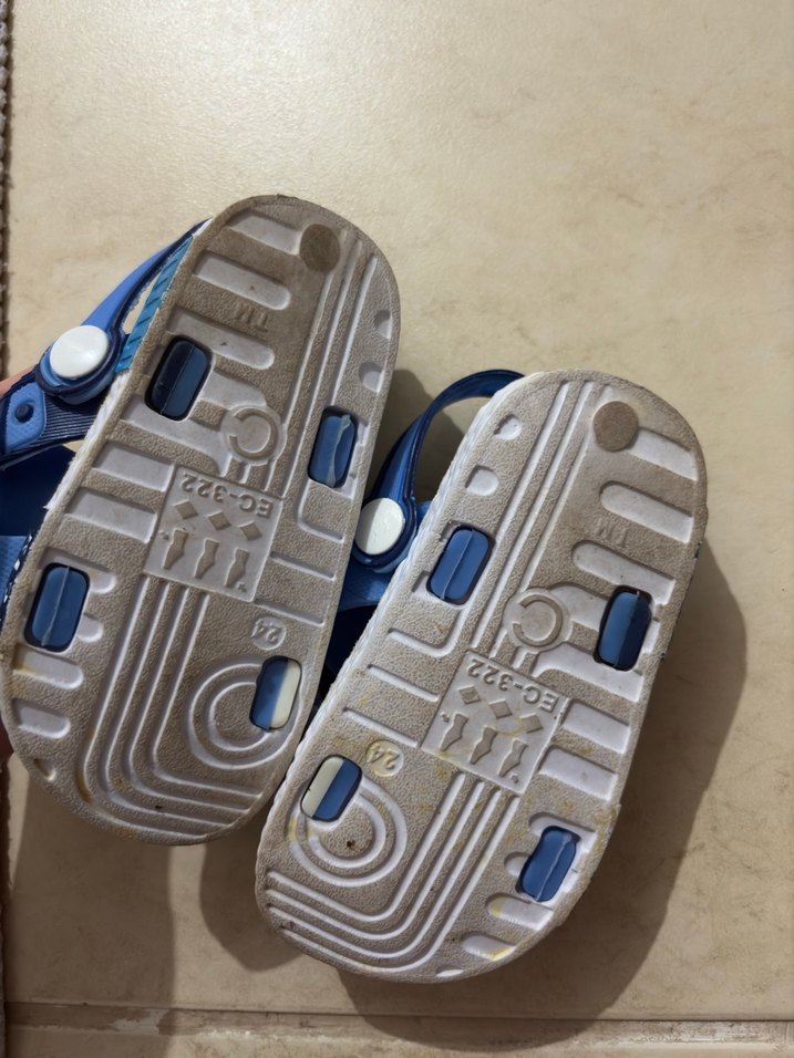 Mavi Erkek Çocuk Pop Kültür sandalet - Görsel 2