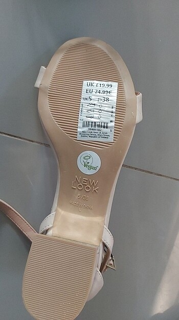 38 Beden Krem rengi ayakkabı