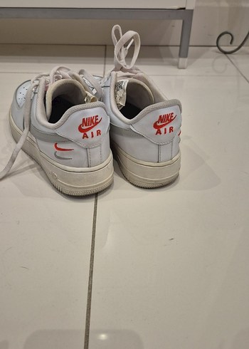 Nike Beyaz Gri Kadın Spor Ayakkabı