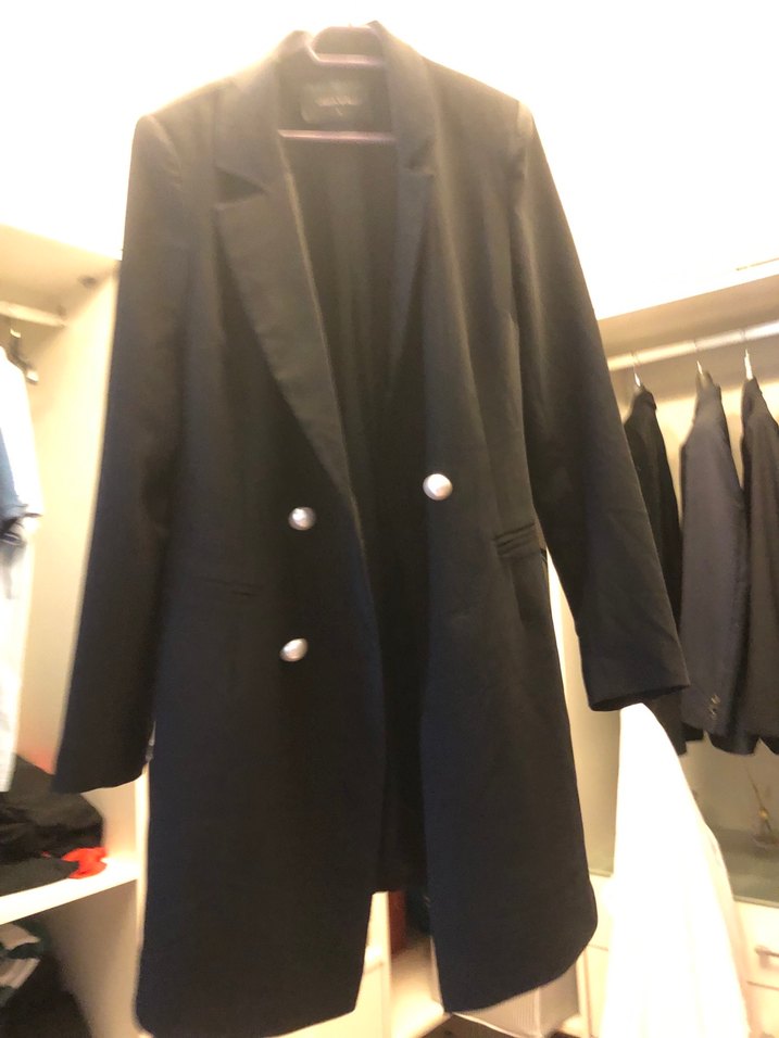 Düğmeli Siyah Midi Kadın Blazer - Görsel 4