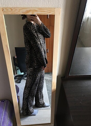Diğer Leopar desen pijama takımı
