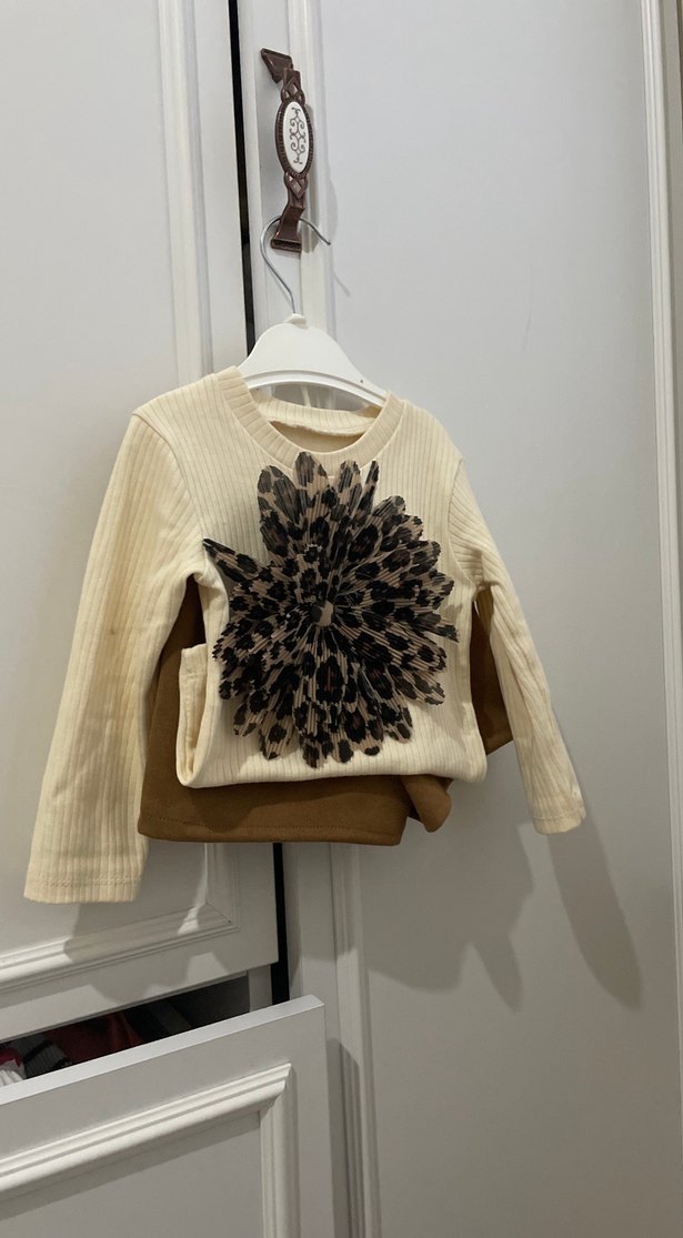 Kız Çocuk şort etekli takım - Görsel 2