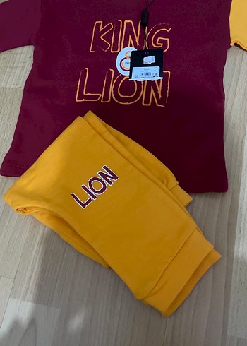 Gs store 
Bordo Sarı Erkek Bebek Uzun Kollu Takım - Görsel 3