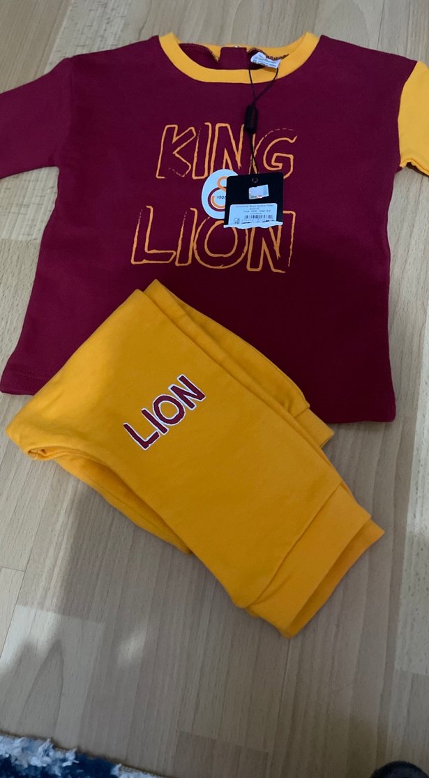 Gs store 
Bordo Sarı Erkek Bebek Uzun Kollu Takım - Görsel 3