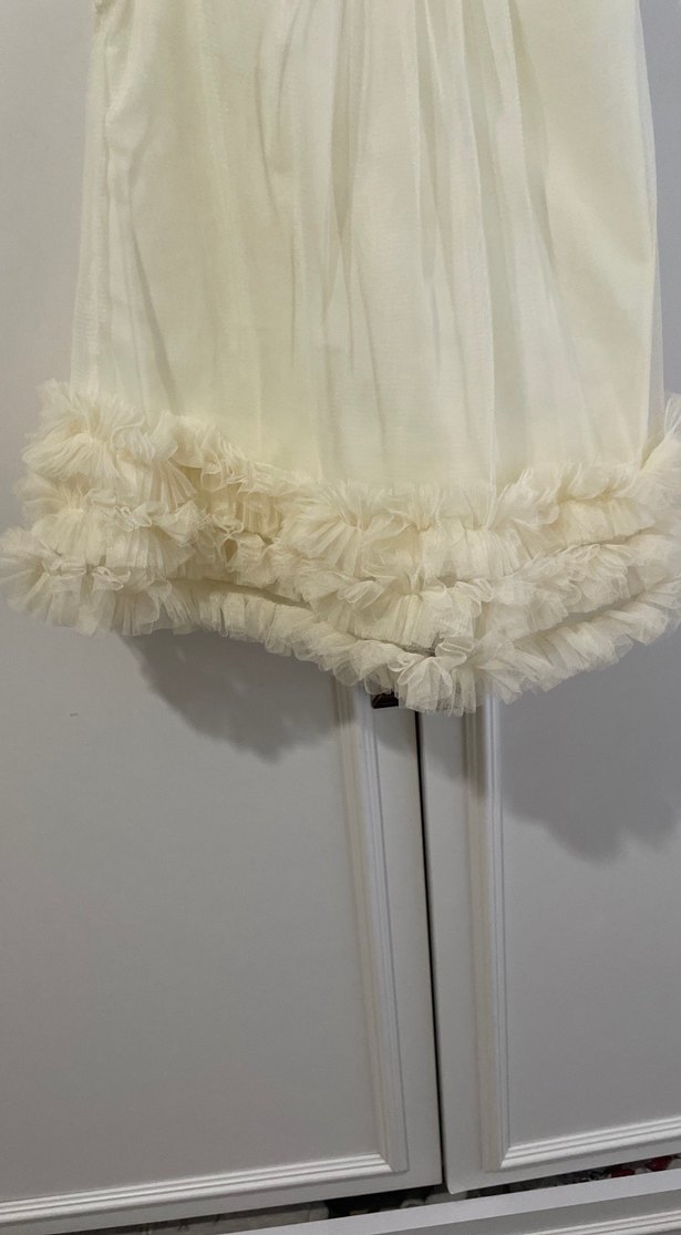 Kız Çocuk Beyaz Fırfırlı Askısız Elbise - Görsel 3