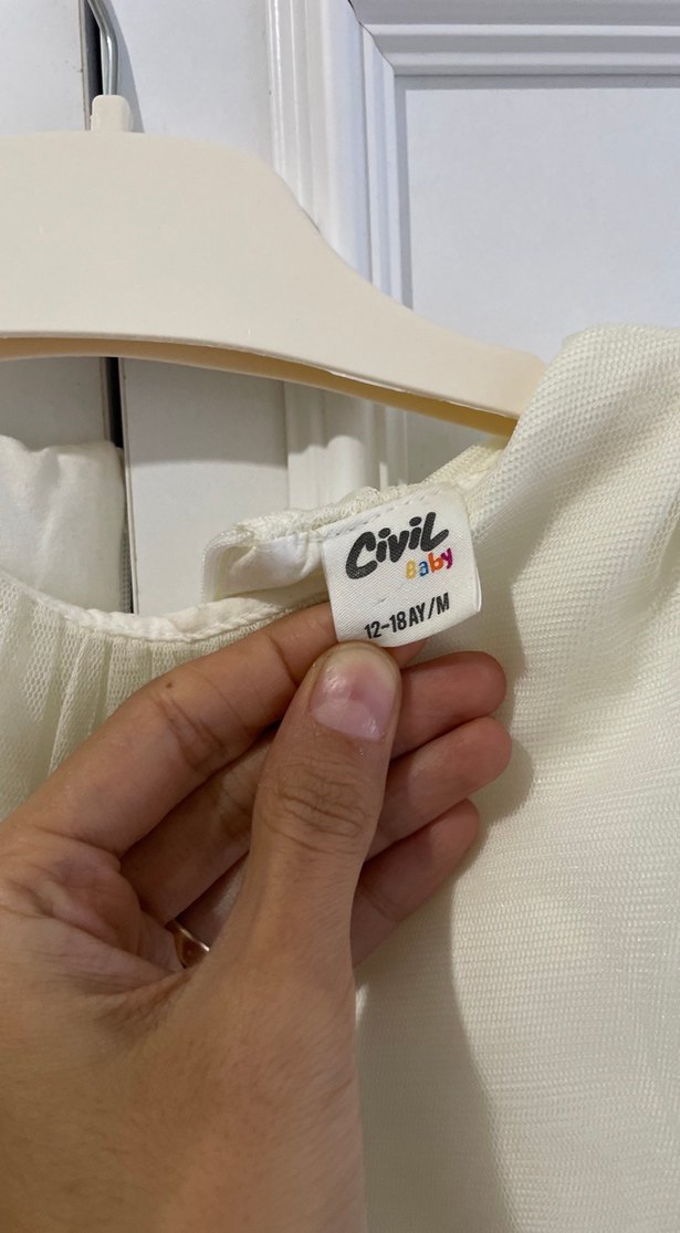 Kız Çocuk Beyaz Fırfırlı Askısız Elbise - Görsel 2