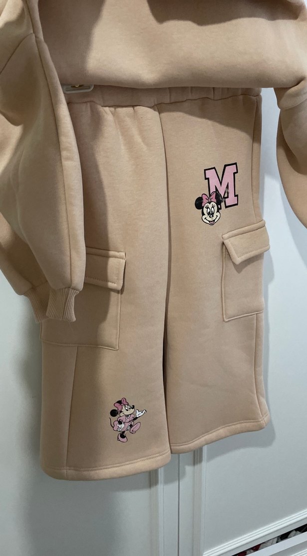 Bej Baskılı Uzun Kollu Örgü Kız Bebek Takımı - Görsel 2