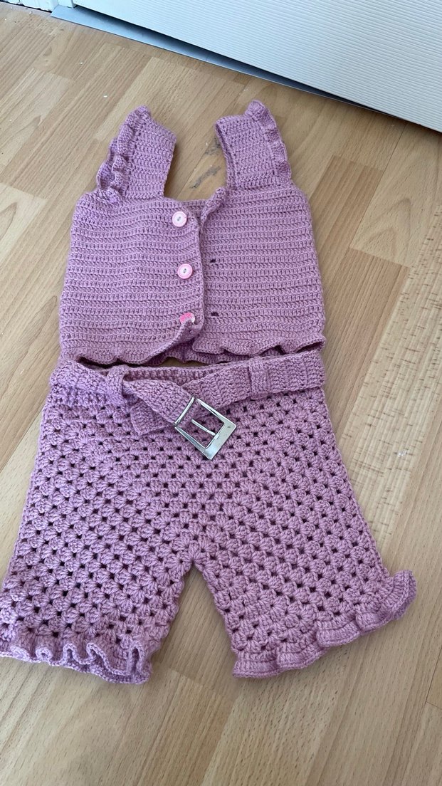 El örgüsü Düğmeli Pembe Bebek Kız Takımı - Görsel 2