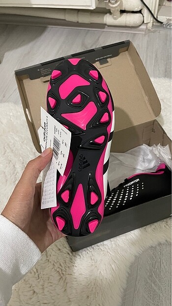 Adidas sıfır krampon - Görsel 6