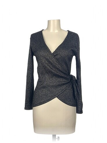 Zara Bluz %70 İndirimli.