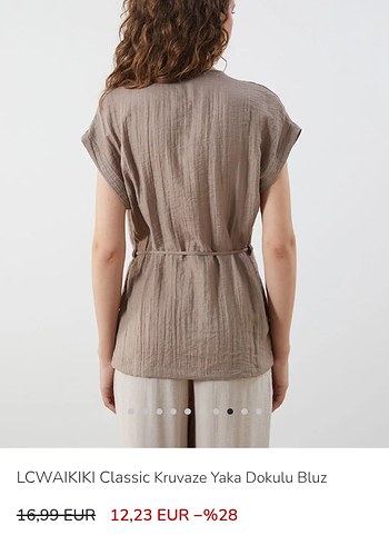 LcWaikiki Classic Kruvaze Yaka dokulu Bluz - Görsel 3