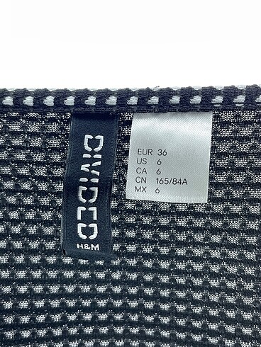 36 Beden çeşitli Renk H&M Kısa Elbise %70 İndirimli.