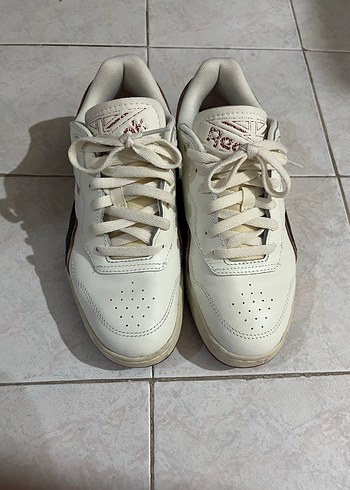 Reebok Beyaz Renkli Kadın Spor Ayakkabı