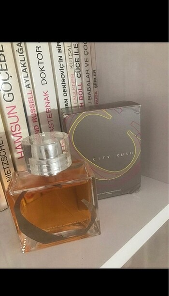 Avon city rush hoş parfüm