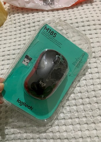 Logitech Logitech M185 Kırmızı Kablosuz Mouse