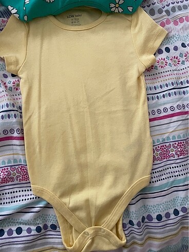 LC Waikiki Kız çocuk kısa kollu zıbın