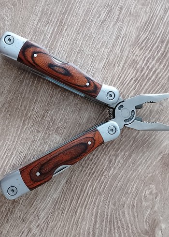 Beden kahverengi Renk Ahşap Saplı Katlanır Çok Amaçlı Çakı