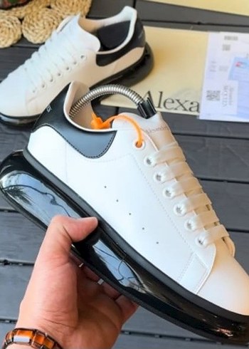 Alexander McQueen 41