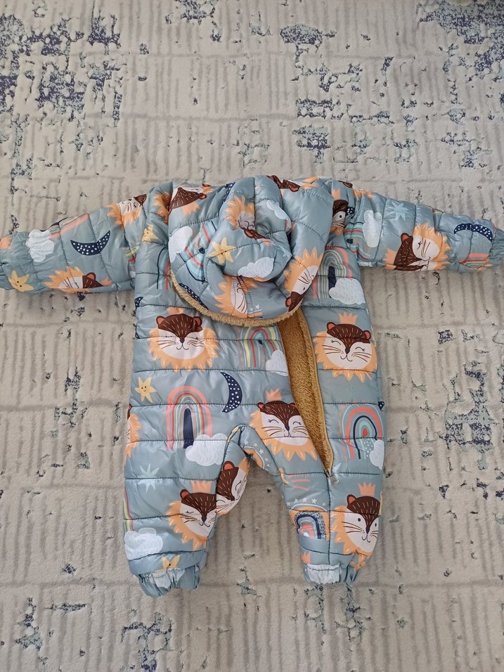 Kapüşonlu Gri Baskılı Bebek Tulumu - Görsel 2