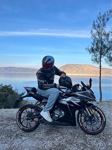 Scoyco 4 mevsim motorcu montu