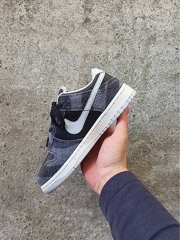 36 Beden siyah Renk Nike dunk low zebra model spor ayakkabı
