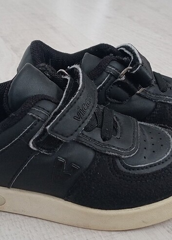 23 Beden siyah Renk Vicco spor ayakkabı 