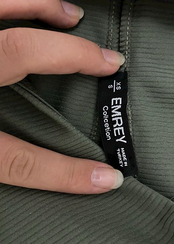 Bershka Yeşil Yüksek Bel Midi Şort