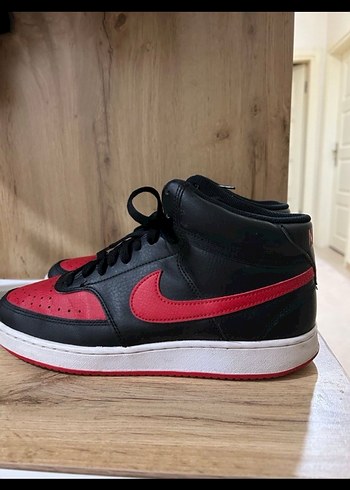 Kırmızı Siyah Bağcıklı Basketbol Ayakkabısı - Görsel 2