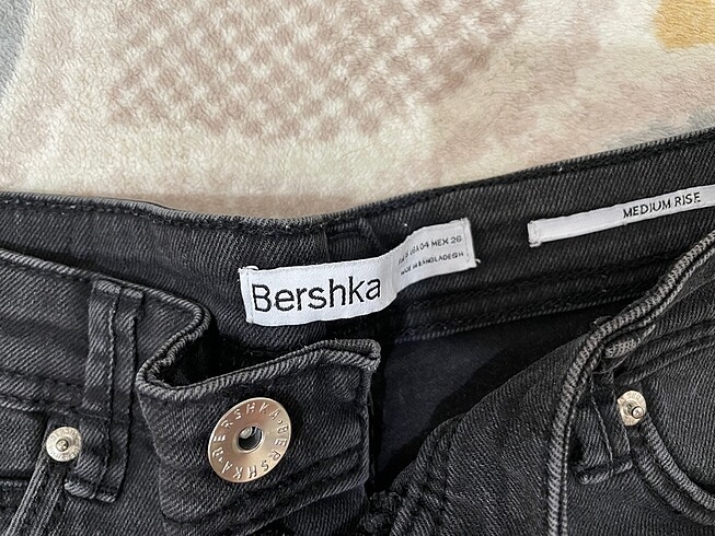 Bershka kadın kot şort
