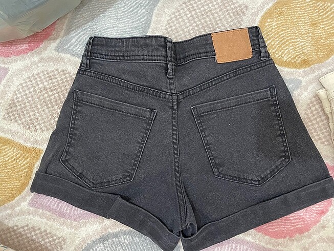 s Beden Bershka kadın kot şort