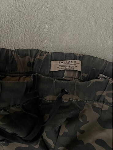 s Beden Bershka kot