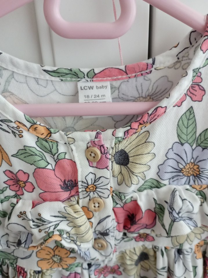 Kız Çocuk Çiçek Desenli Fırfırlı Kolsuz Elbise - Görsel 3