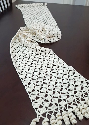 Beden Ekru renk pamuklu makrome ipten El İşi Masa Örtüsü