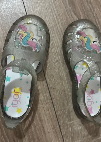 Simli Gri Kız Çocuk Terlikleri