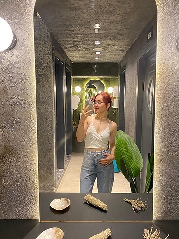 Beyaz askılı crop