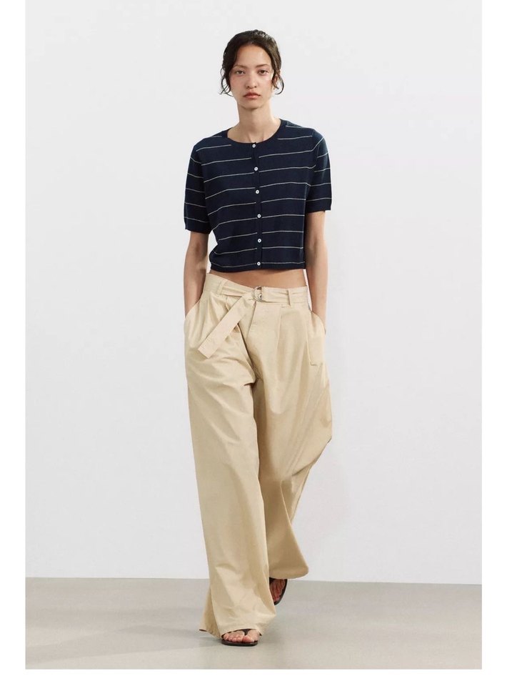 Düğmeli Kısa Kollu Kadın Hırka - Görsel 2