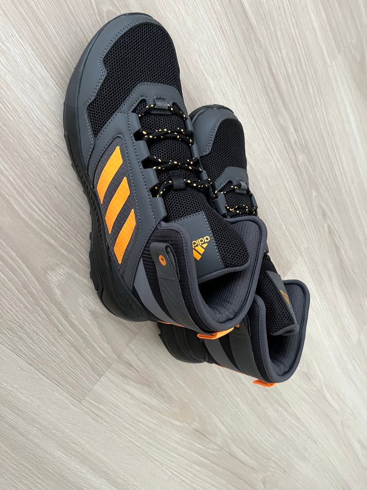 Adidas bot - Görsel 3