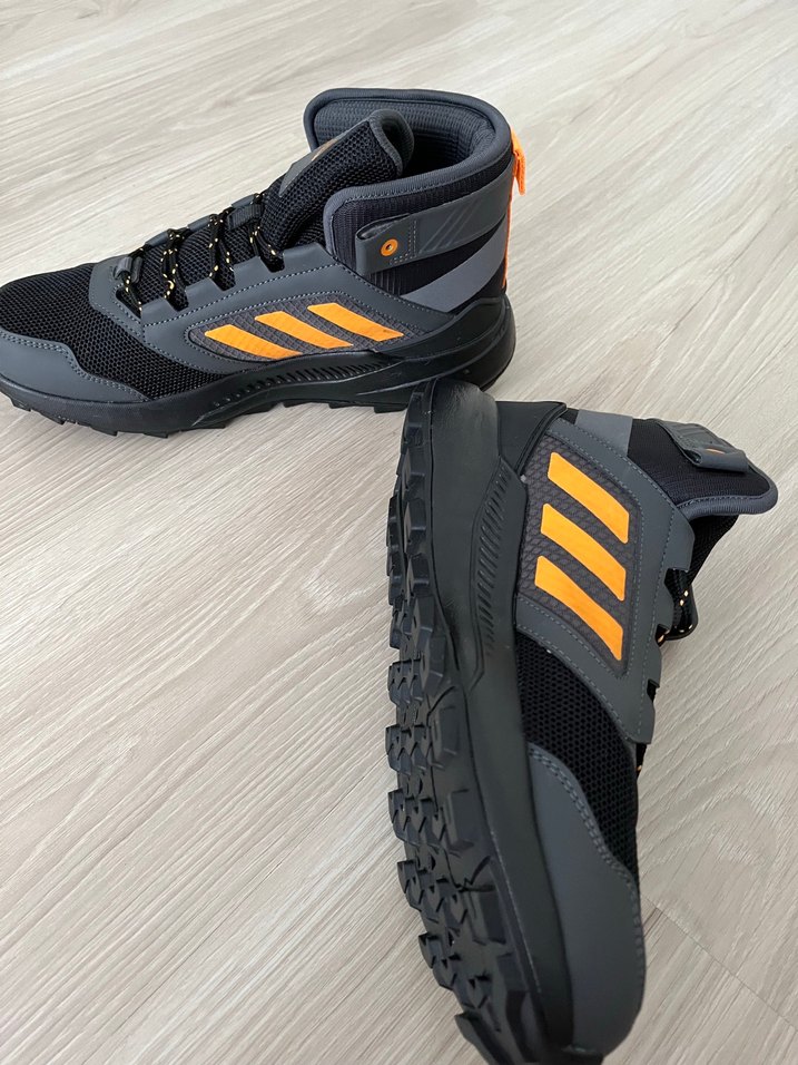 Adidas bot - Görsel 5