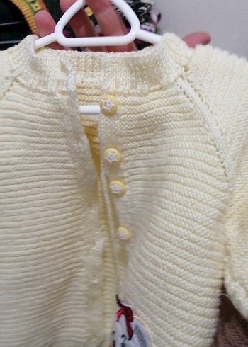 Nakışlı Beyaz Kız Çocuk Triko Hırka - Görsel 2