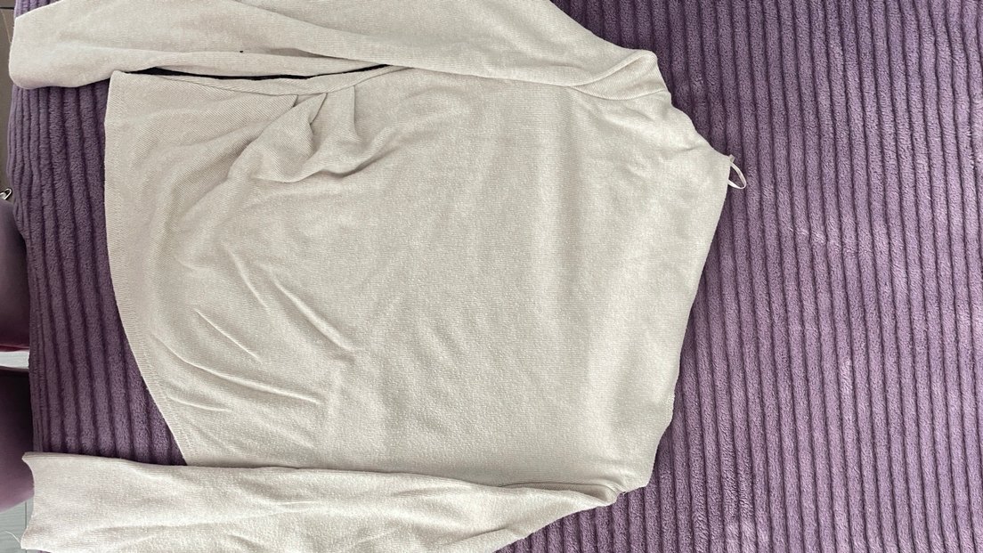 Kadın Krem Uzun Kollu Asimetrik Bluz - Görsel 2